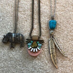 Bundle of long necklaces (3)